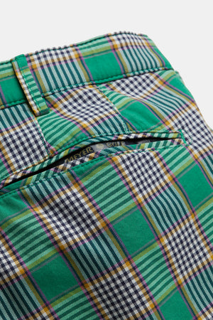 B-St. Andrews 1-8072 PRINCE OF WALES • GOLF SHORTS