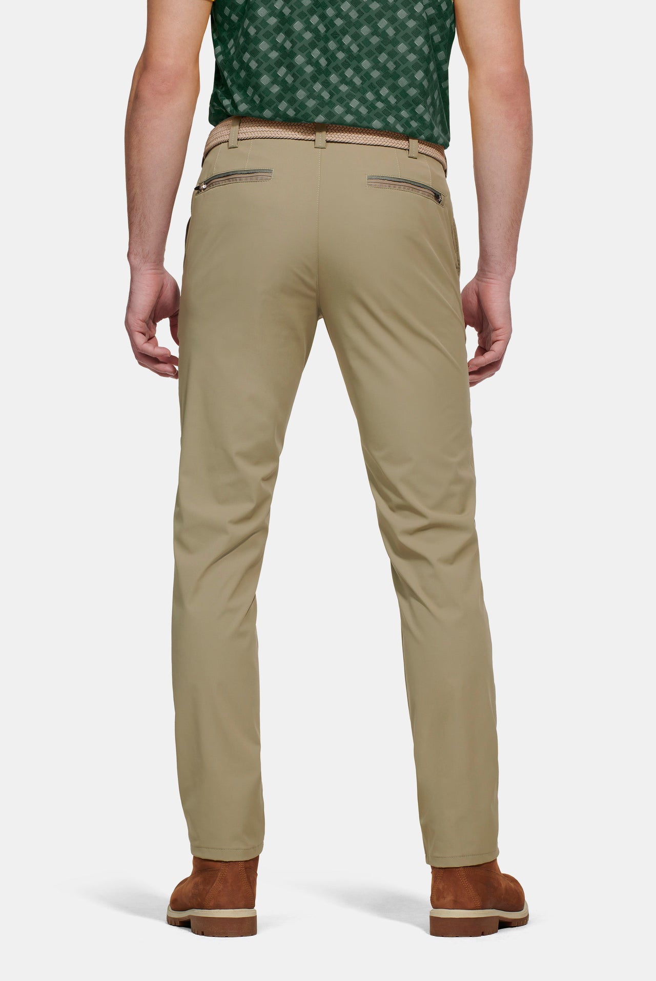 Skye 1-8070 ACTIVE • CHINO